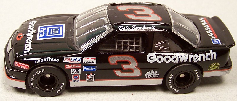 1996 Racing Champions 1:24 NASCAR Dale Jarrett Band Aid Ford Band Paint Flaws 